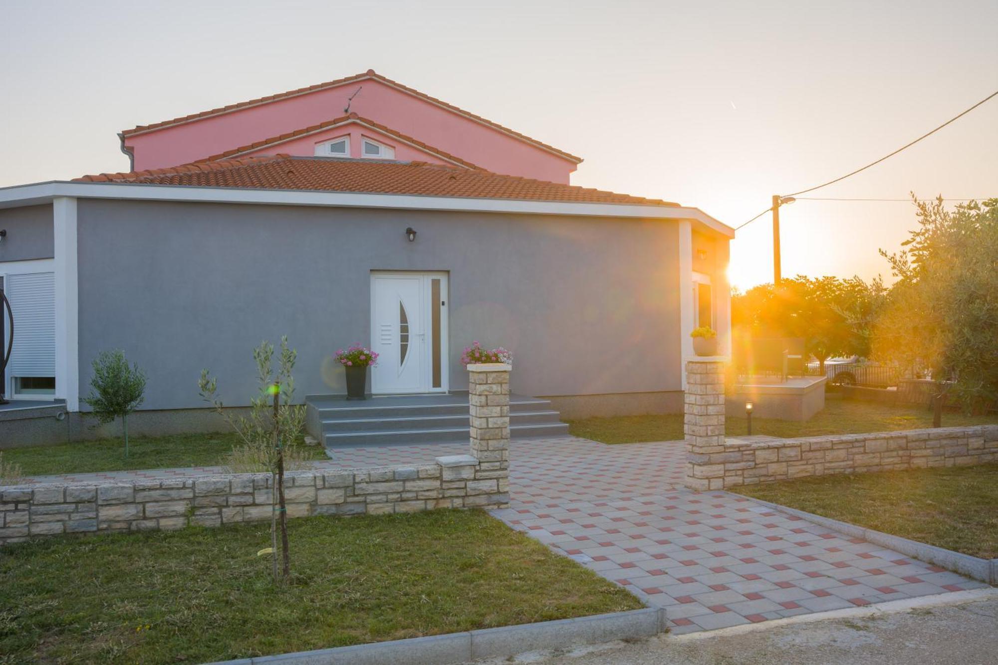 Studio apartman Toni Drniš Esterno foto