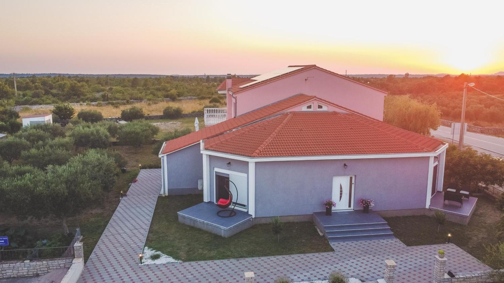 Studio apartman Toni Drniš Esterno foto